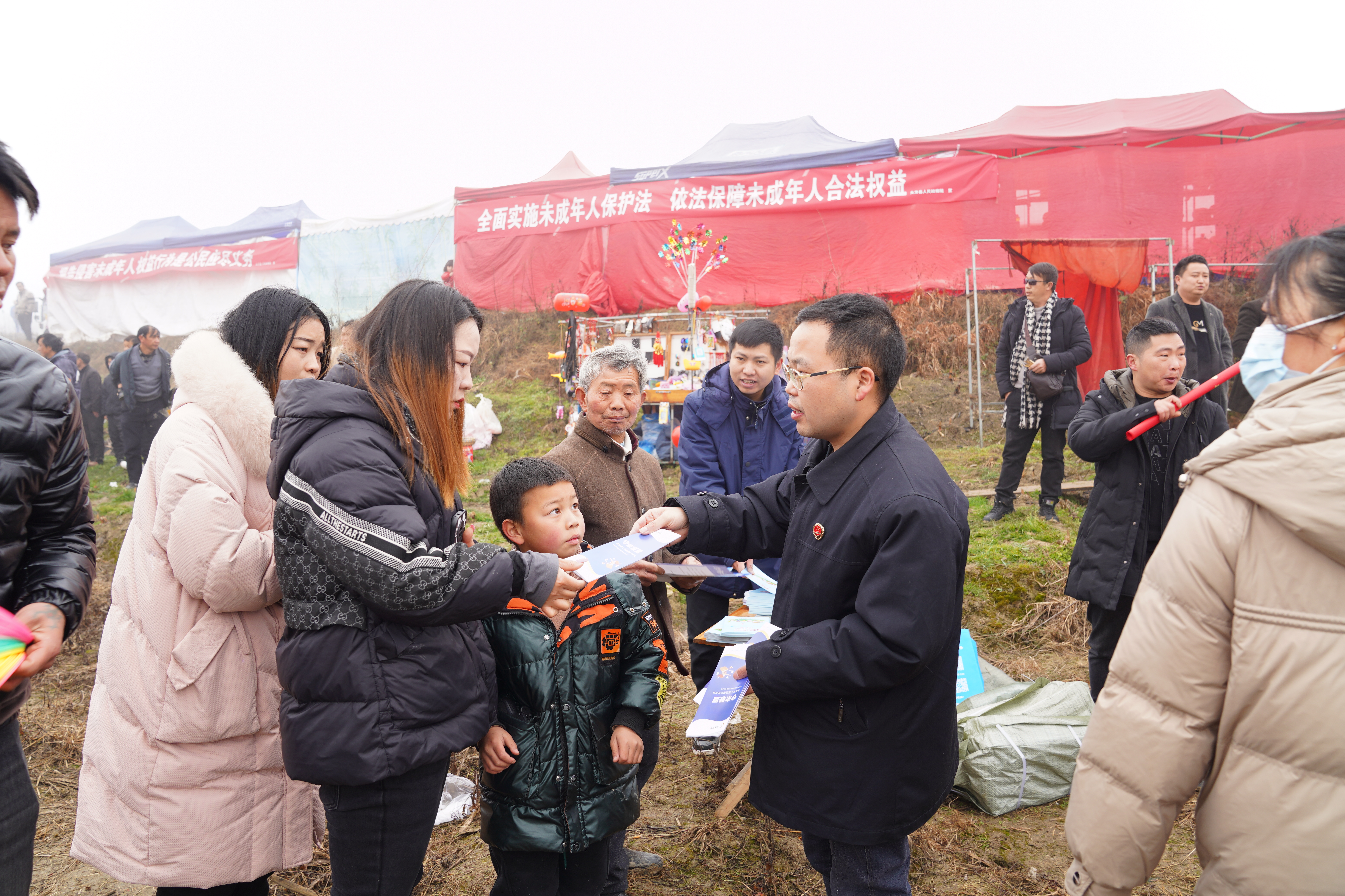 婚育新风进万家，“跳花节”上来学法